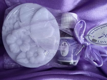 Lavender Soap & Essential Oil Pack